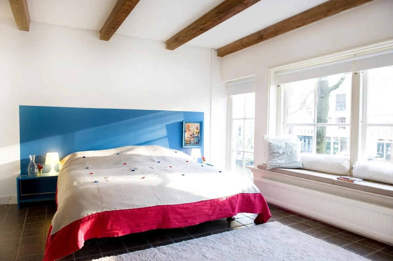 Jackie O Studio Amsterdam Bed & Breakfast